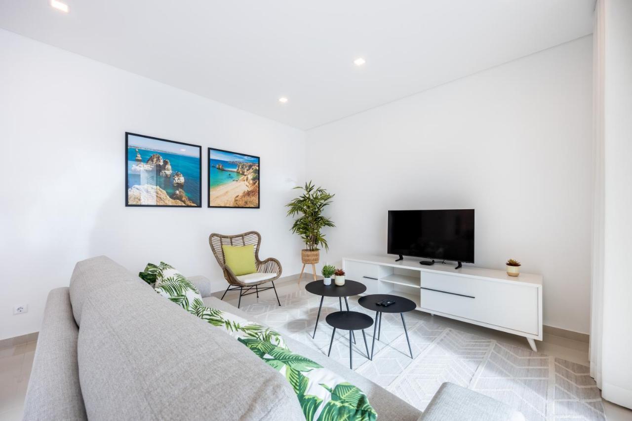 Adega Marina - Pool View Apartment Lagos