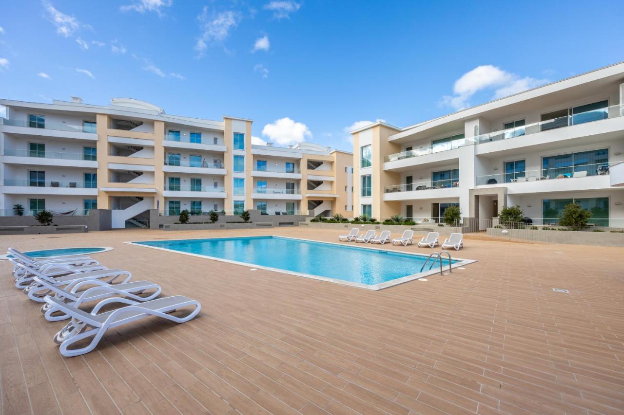 Apartment Adega Marina - Pool View *