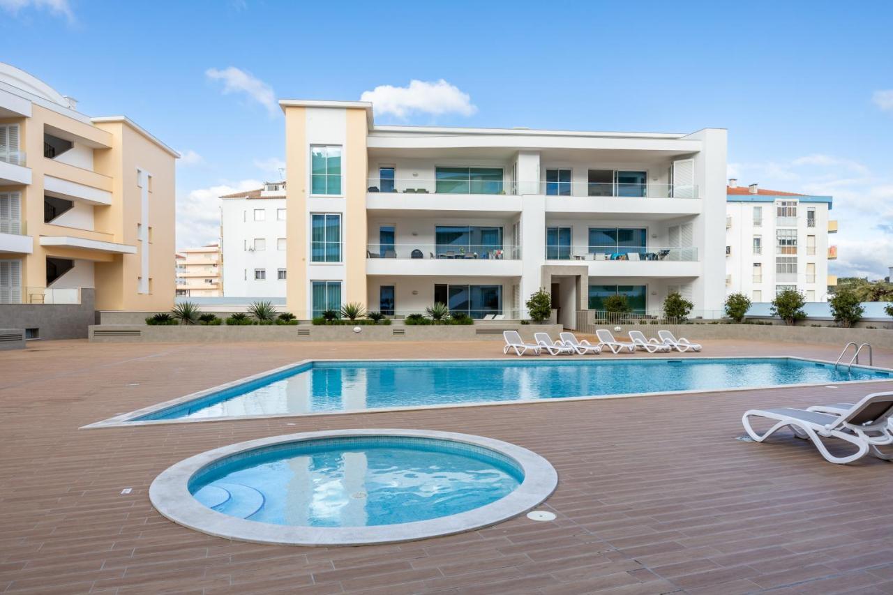 Apartment Adega Marina - Pool View *